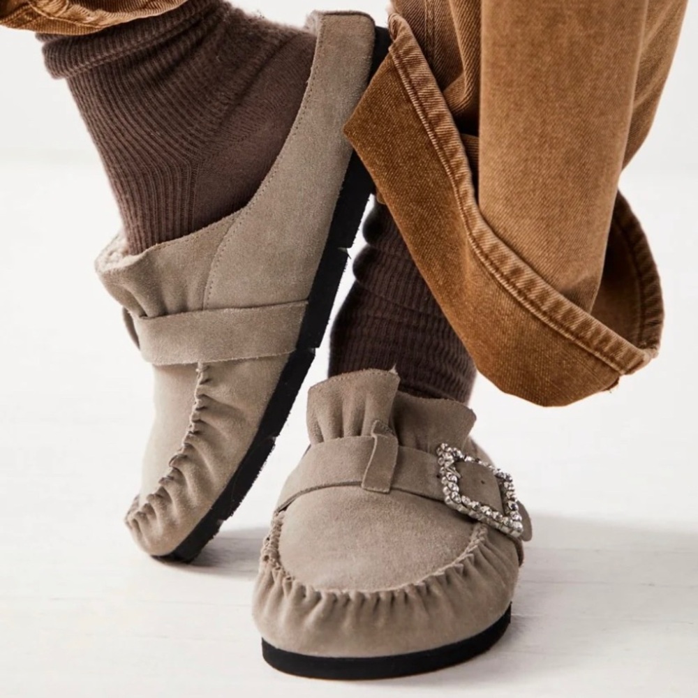 FREE PEOPLE SHEARLING AFTER MULE